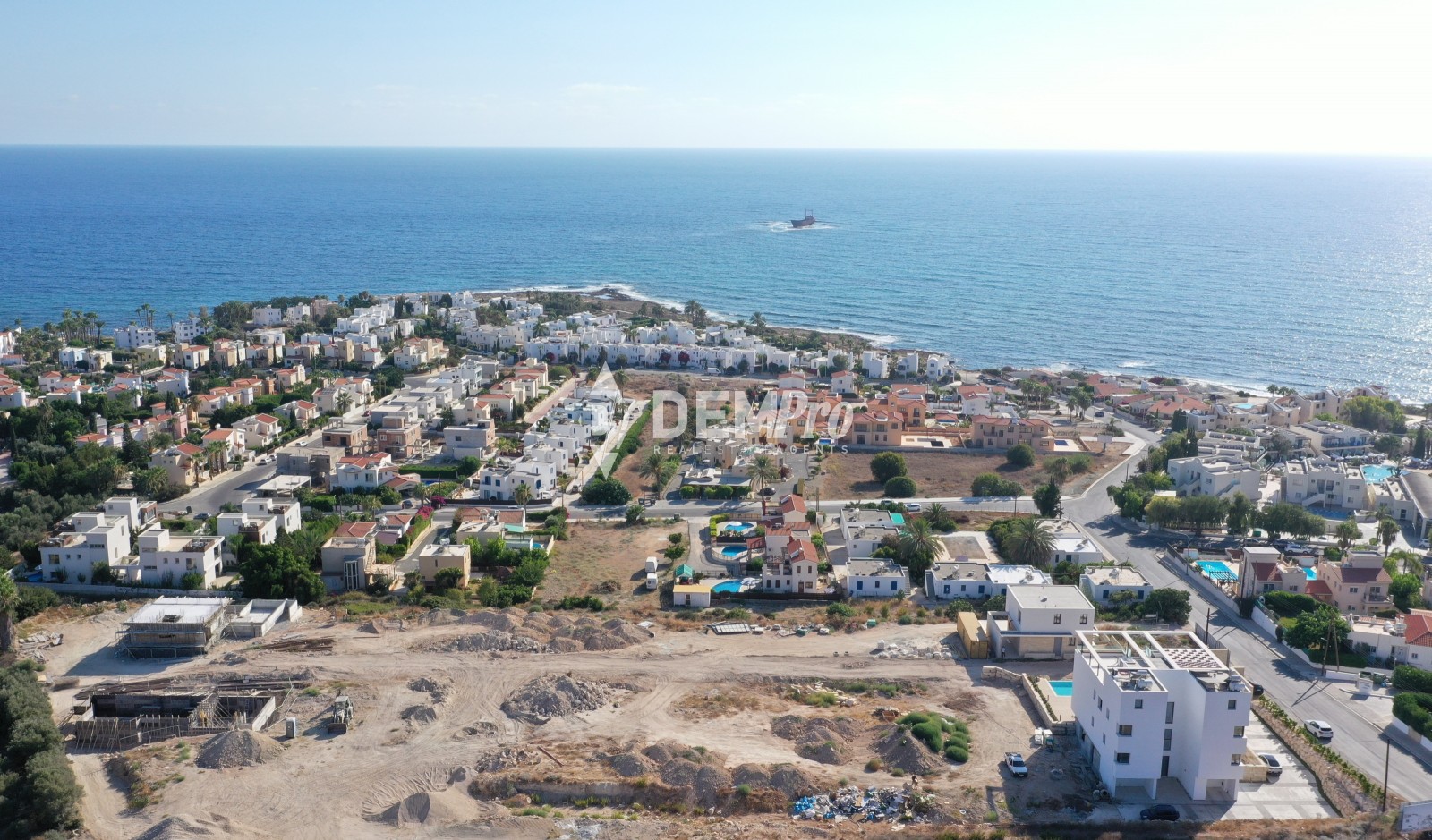 For Sale Exclusive Detached Villa - Only few meters from the beach