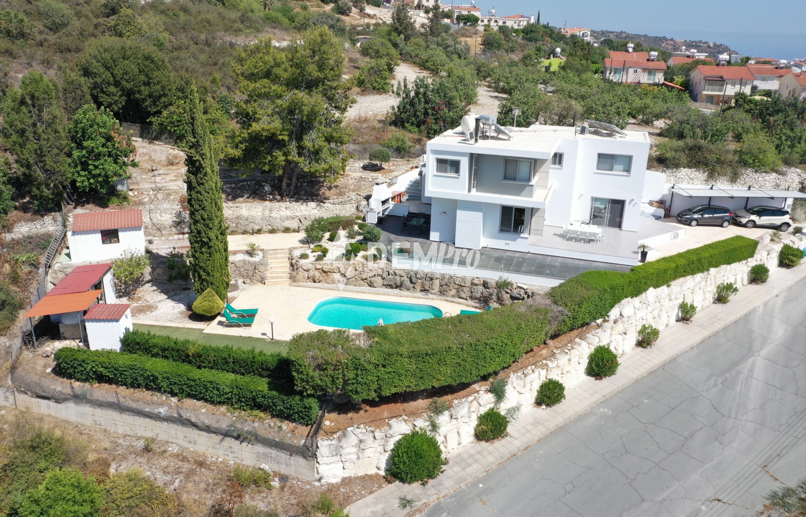 4 Bedroom Villa in Armou - Paphos  