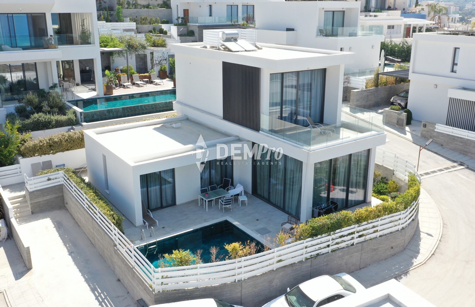 For Sale 4 Bedroom Villa in Chloraka 