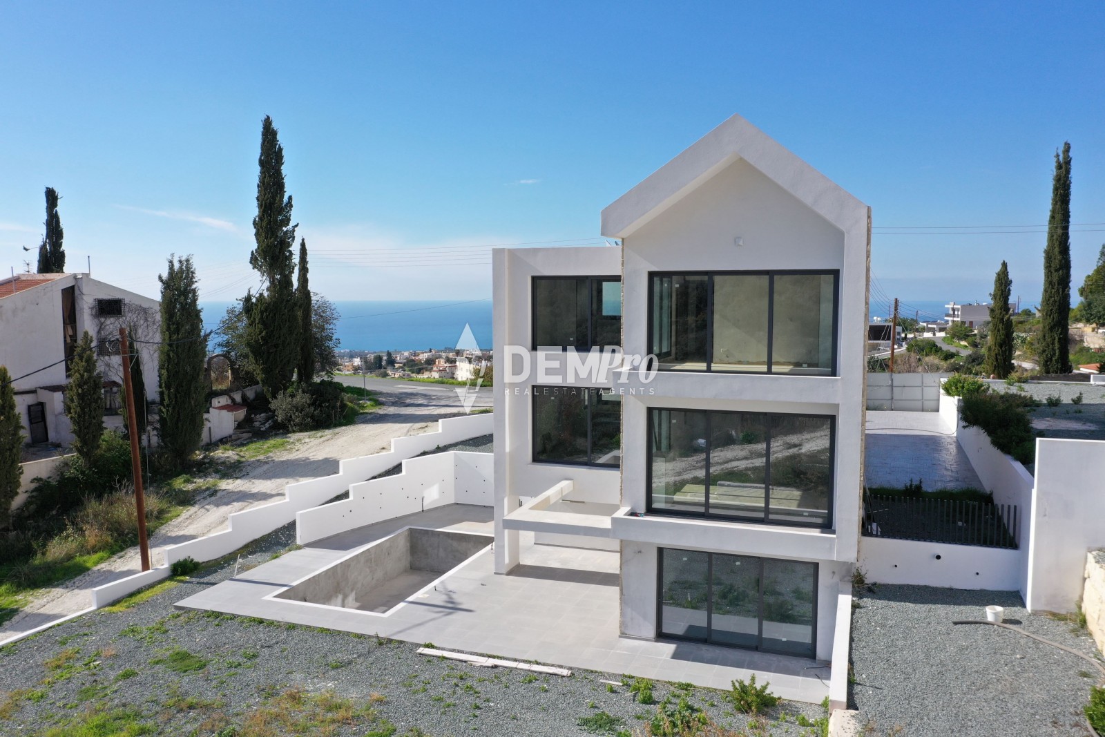For Sale Brand New - Luxiry villa in Tala - Paphos