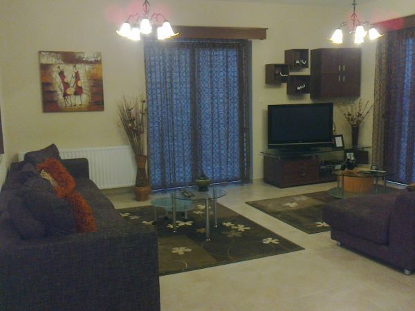 luxury 5 bedroom house in Tsada long term