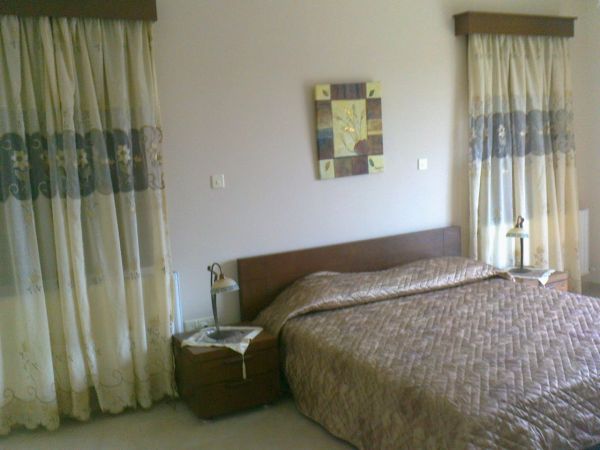 luxury 5 bedroom house in Tsada long term