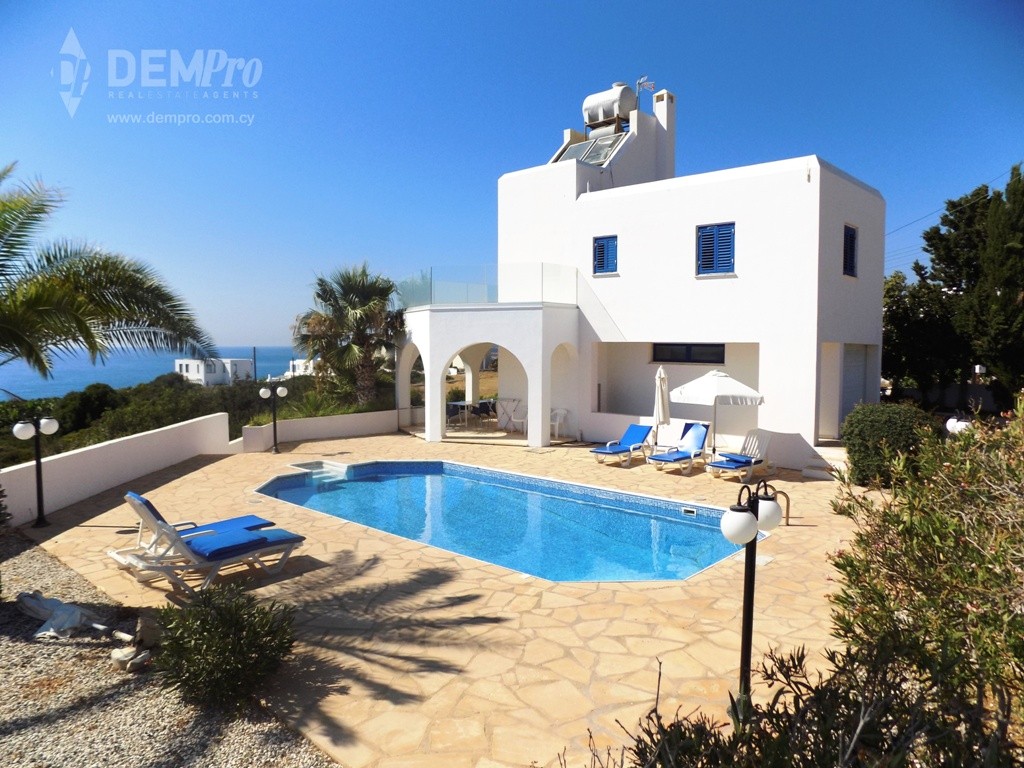 For Sale Luxury Villa in Peyia - St.George - Akamas Area