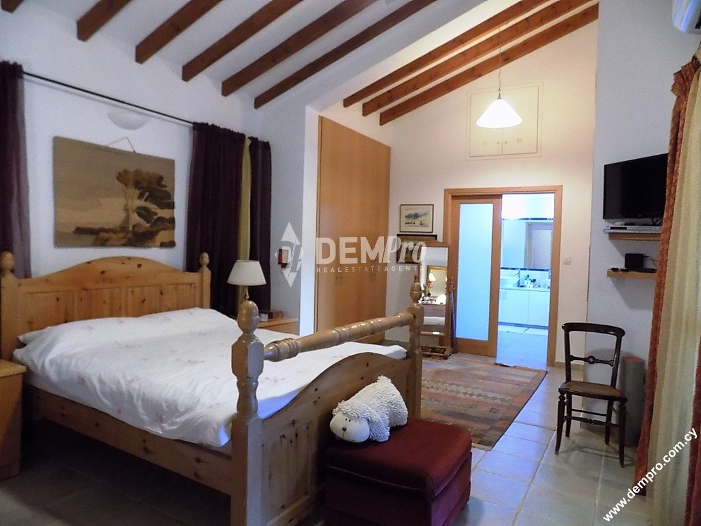 Luxury Villa For Sale in Mesa Chorio - Paphos - Cyprus