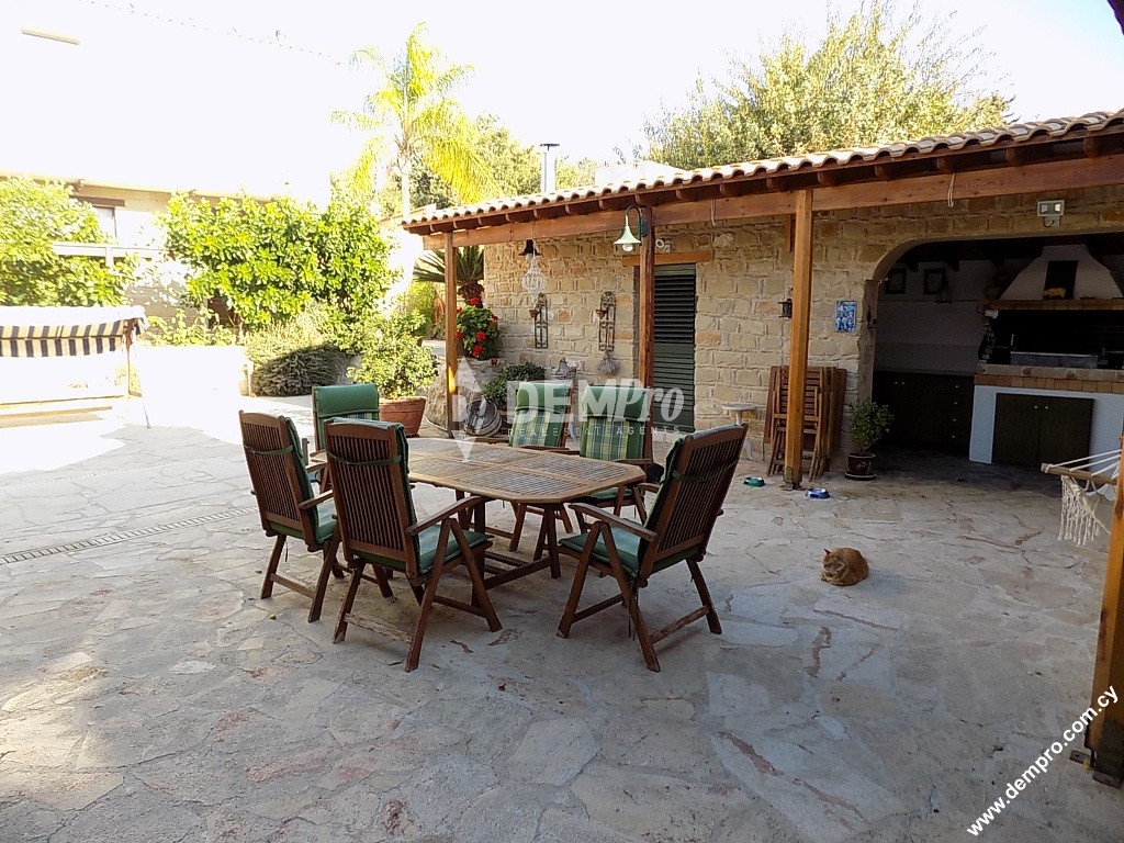 Luxury Villa For Sale in Mesa Chorio - Paphos - Cyprus
