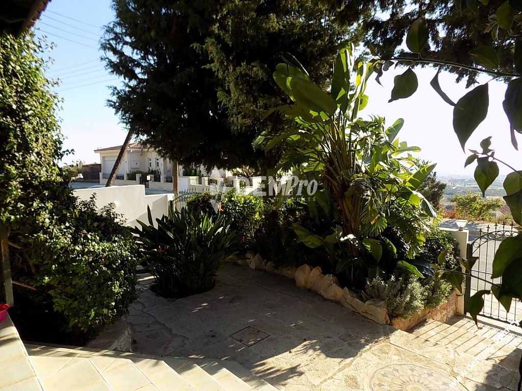 Luxury Villa For Sale in Mesa Chorio - Paphos - Cyprus