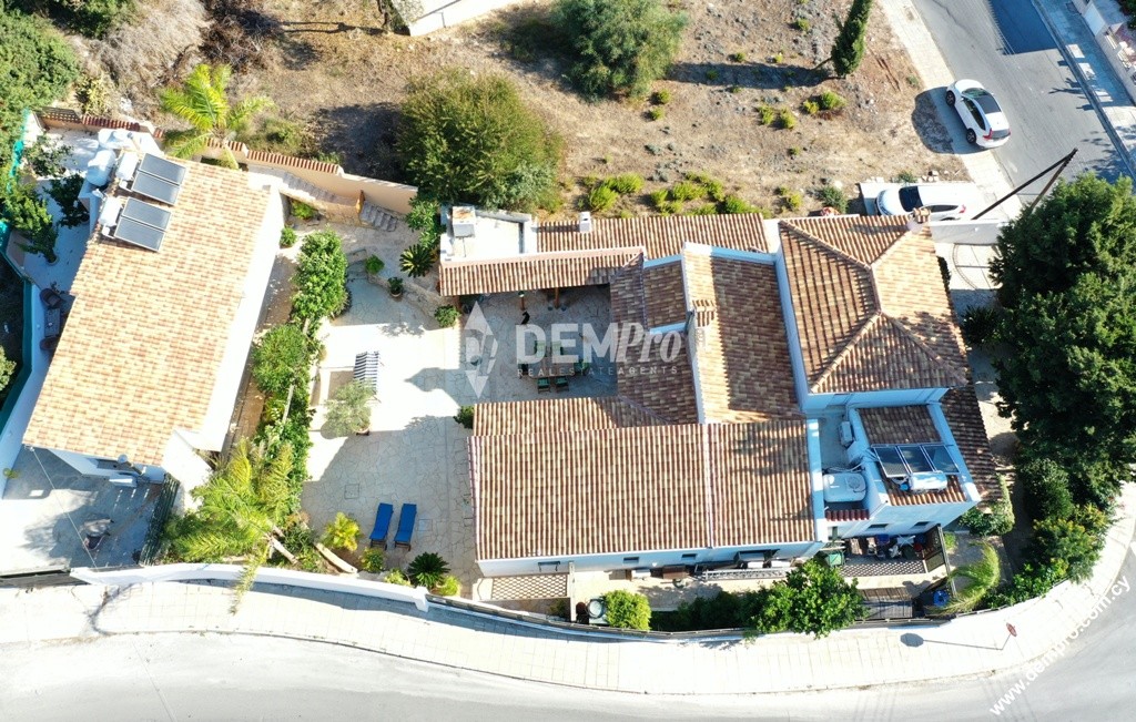 Luxury Villa For Sale in Mesa Chorio - Paphos - Cyprus