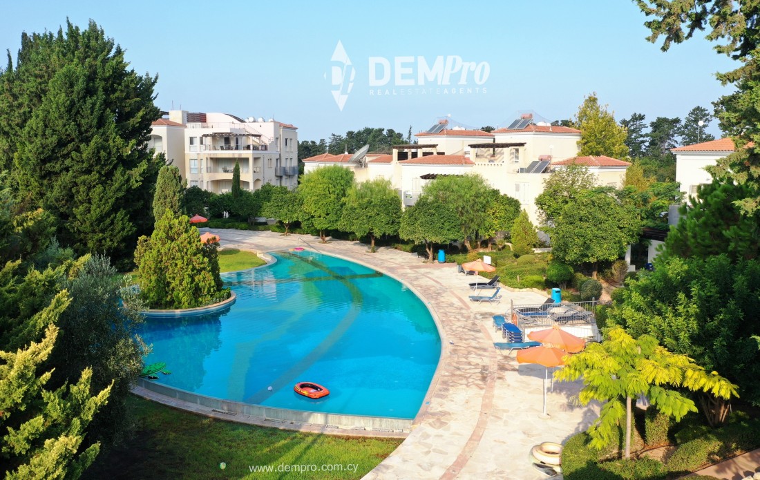 For Sale Townhouse in Kato Paphos - Universal Area - Paphos - Cyprus 