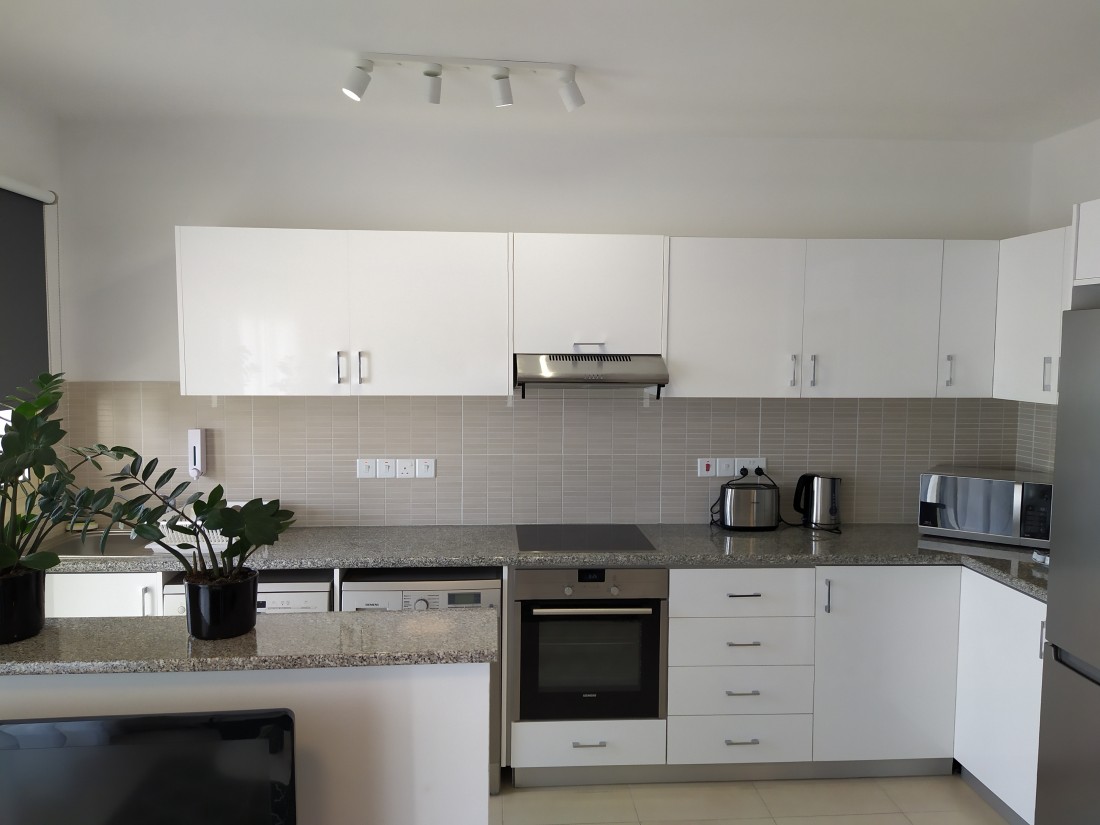 For Sale 2 Bedroom Apartment in Elyisa Park - Kato Paphos Universal 