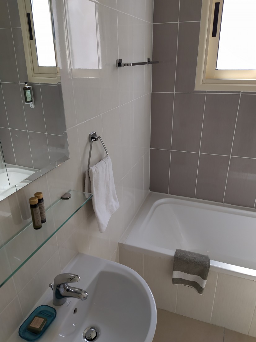 For Sale 2 Bedroom Apartment in Elyisa Park - Kato Paphos Universal 