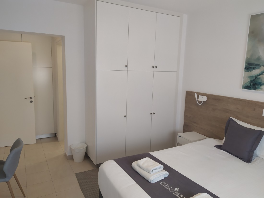 For Sale 2 Bedroom Apartment in Elyisa Park - Kato Paphos Universal 
