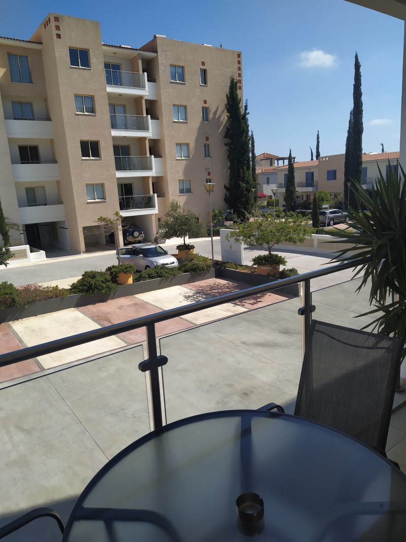 For Sale 2 Bedroom Apartment in Elyisa Park - Kato Paphos Universal 