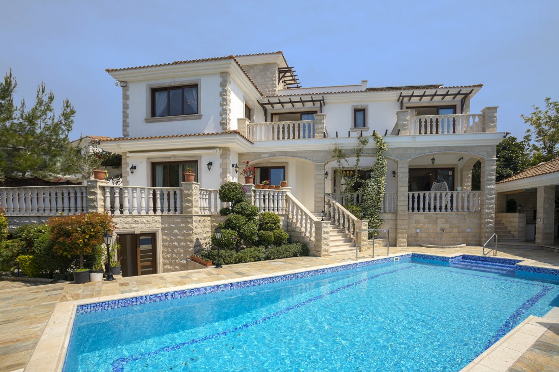 For Sale Villa in Argaka - Paphos 