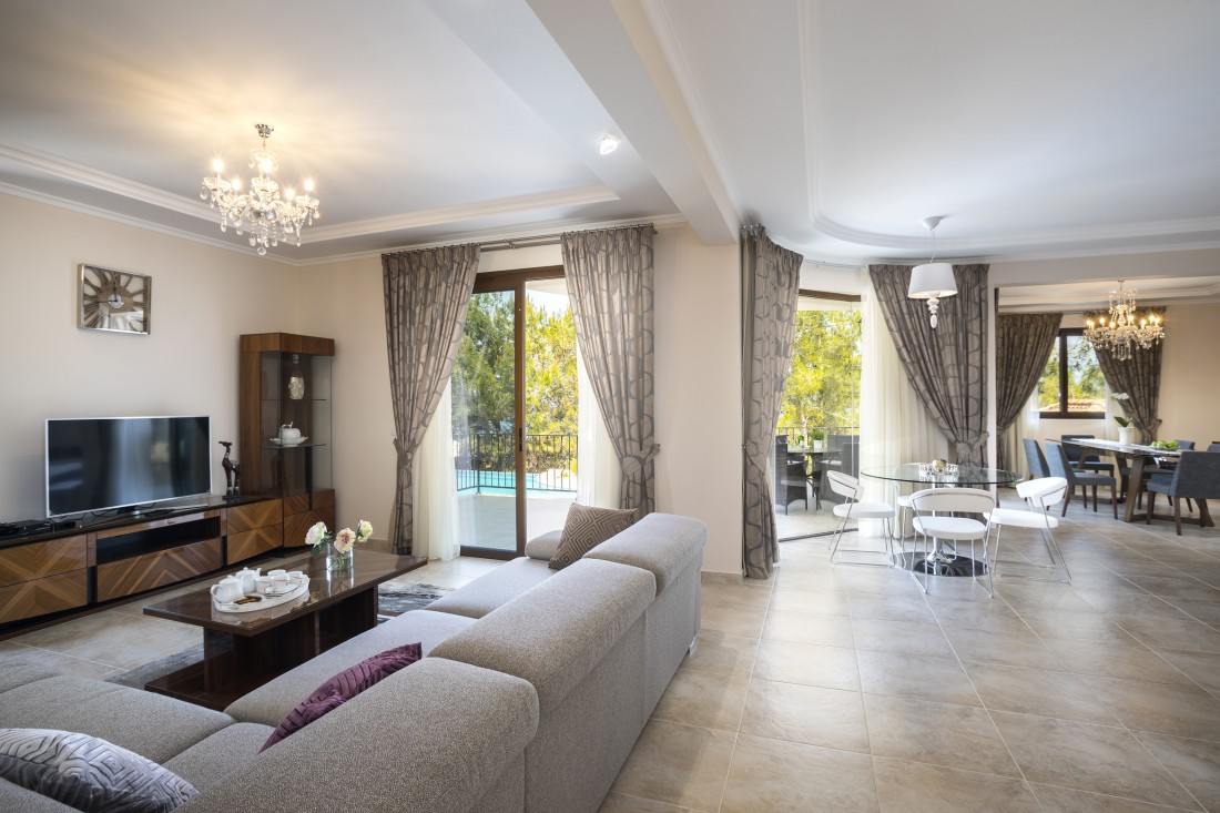Villa For Sale in Argaka - Paphos, Cyprus 