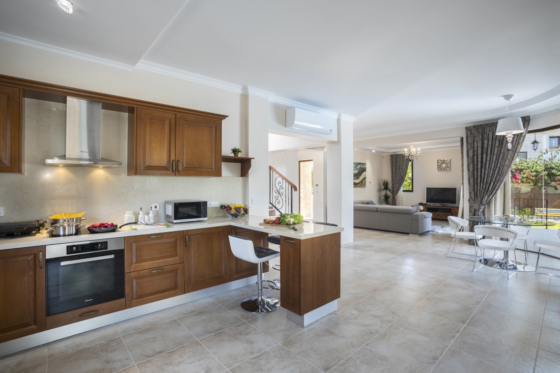 Villa For Sale in Argaka - Paphos, Cyprus 