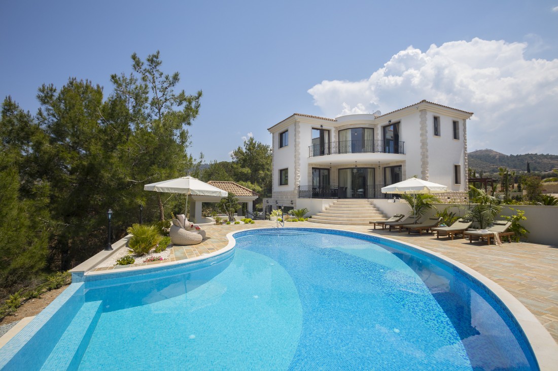 Villa For Sale in Argaka - Paphos, Cyprus 