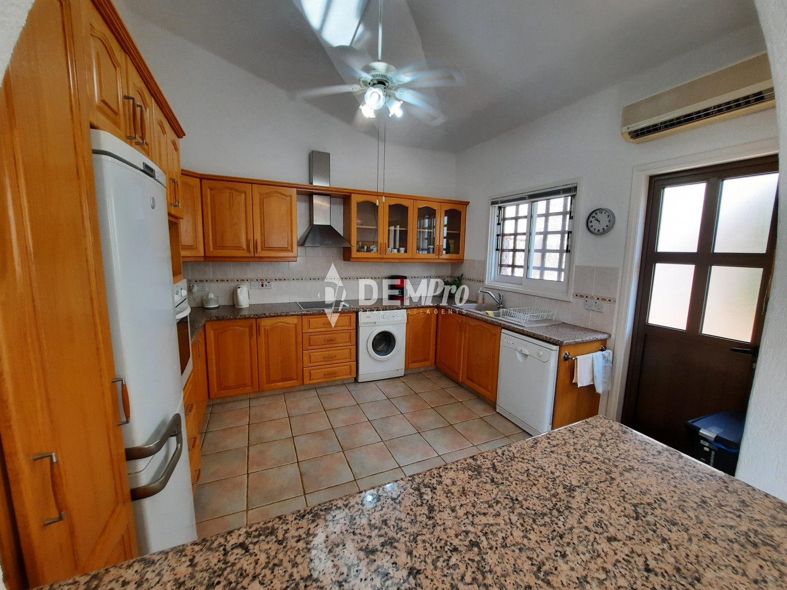 For Sale 3 Bedroom Villa in Kamares - Tala - Paphos 
