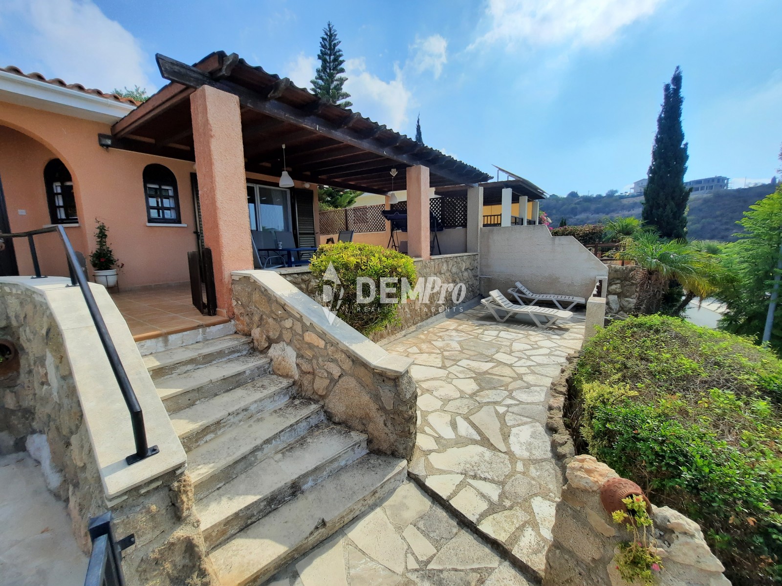 For Sale 3 Bedroom Villa in Kamares - Tala - Paphos 