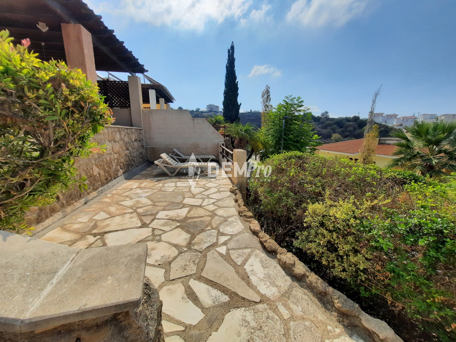 For Sale 3 Bedroom Villa in Kamares - Tala - Paphos 