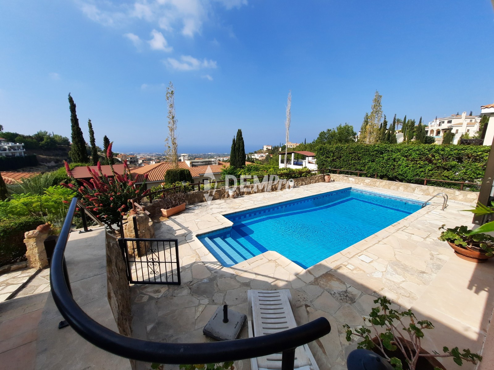 For Sale 3 Bedroom Villa in Kamares - Tala - Paphos 