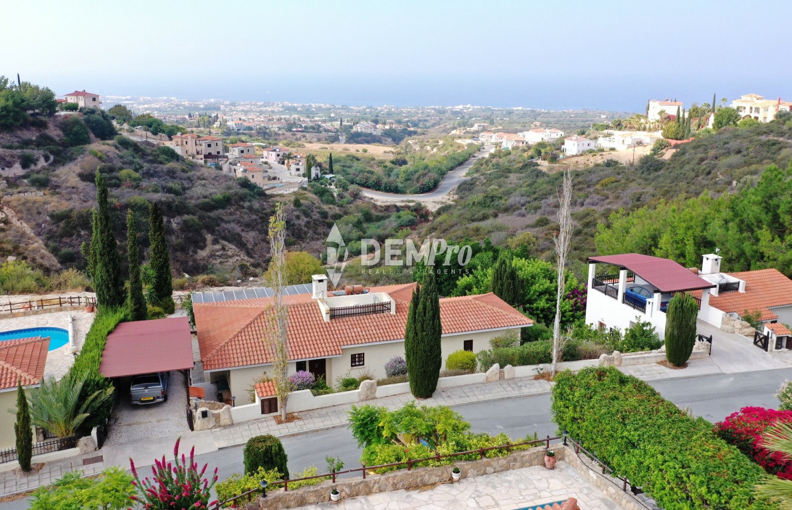 For Sale 3 Bedroom Villa in Kamares - Tala - Paphos 