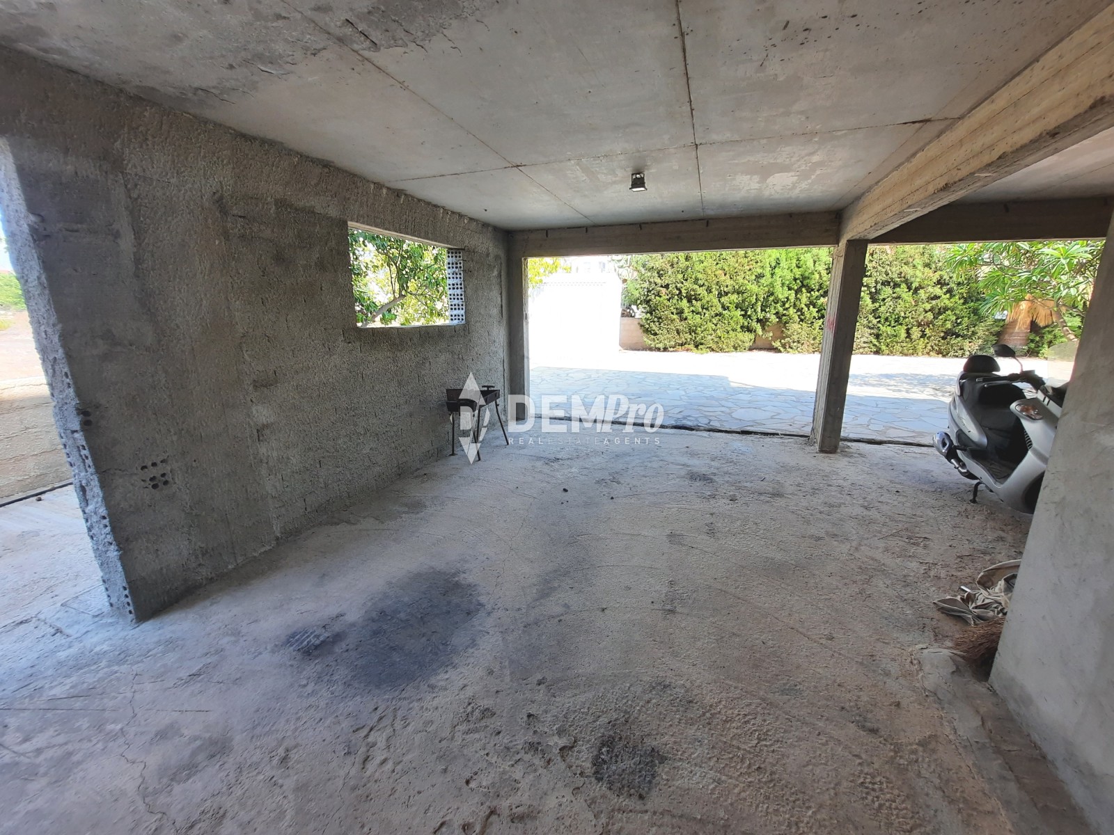 For Sale 4 Bedroom Detached House in Geroskipou - Paphos 