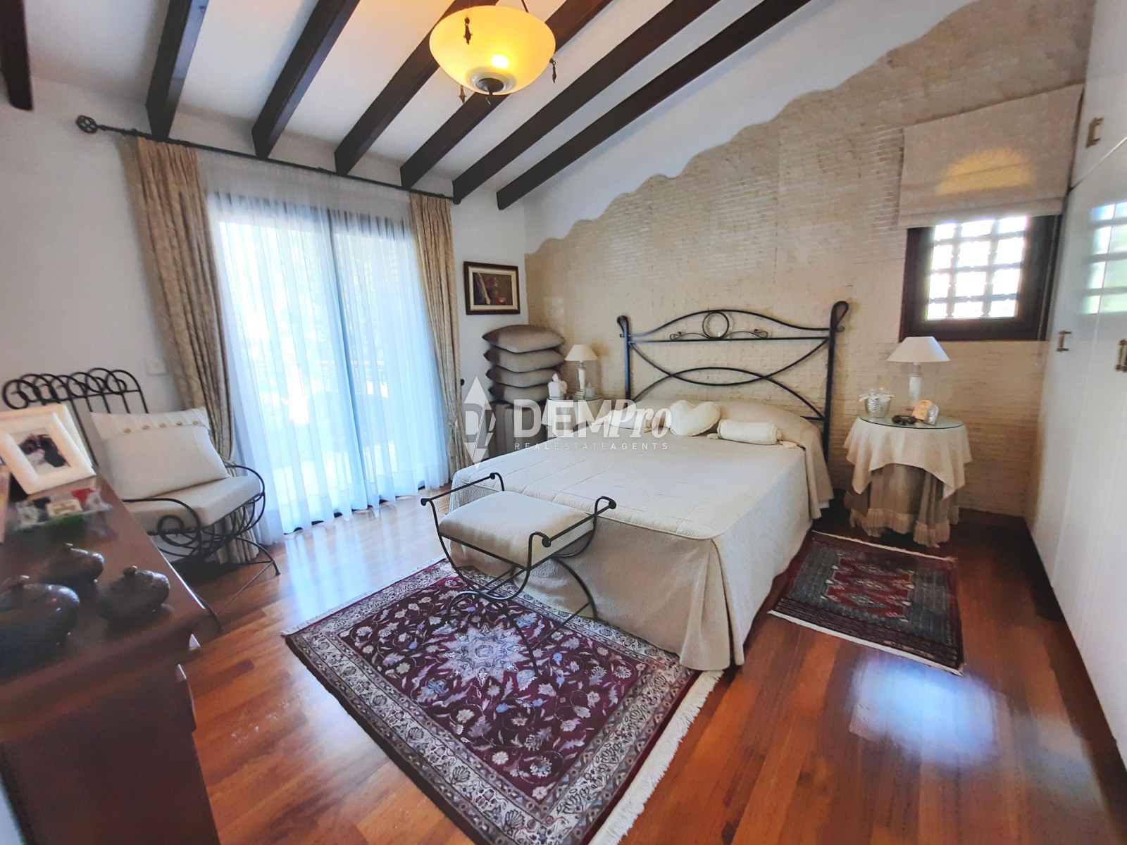 For Sale 4 Bedroom Luxury Villa in Kamares - Tala Village - Paphos 