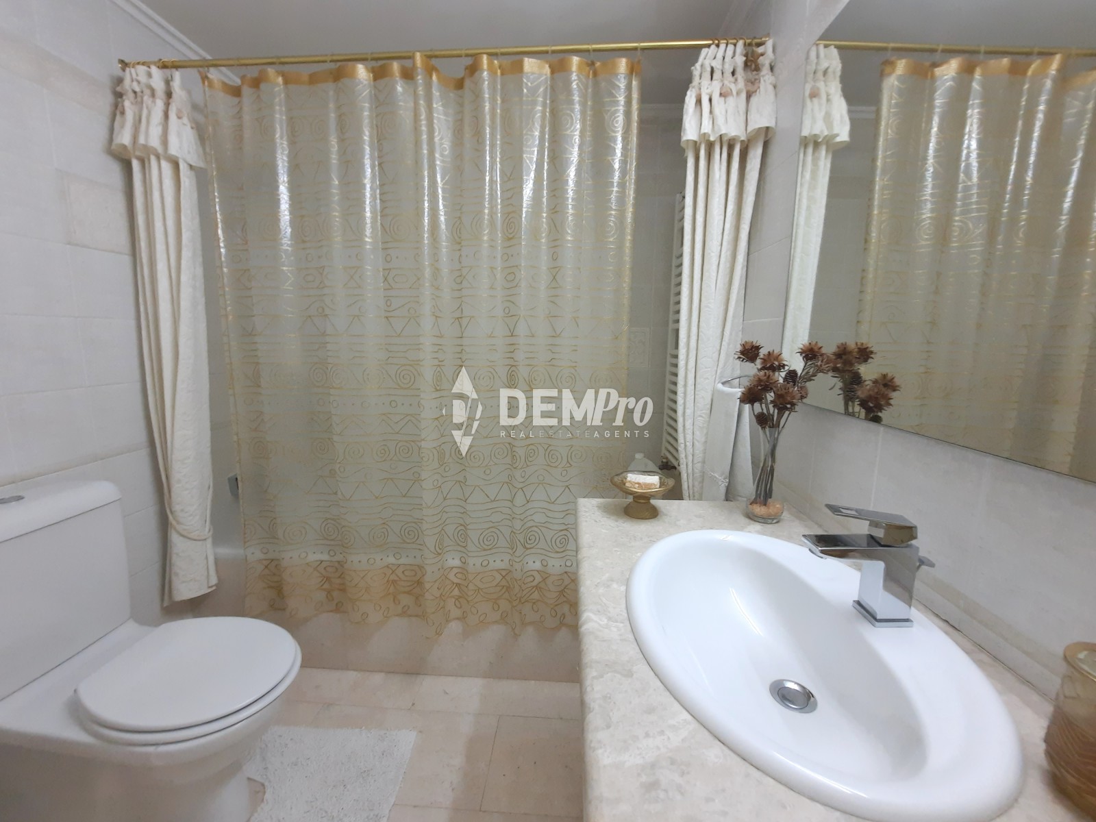 For Sale 4 Bedroom Luxury Villa in Kamares - Tala Village - Paphos 