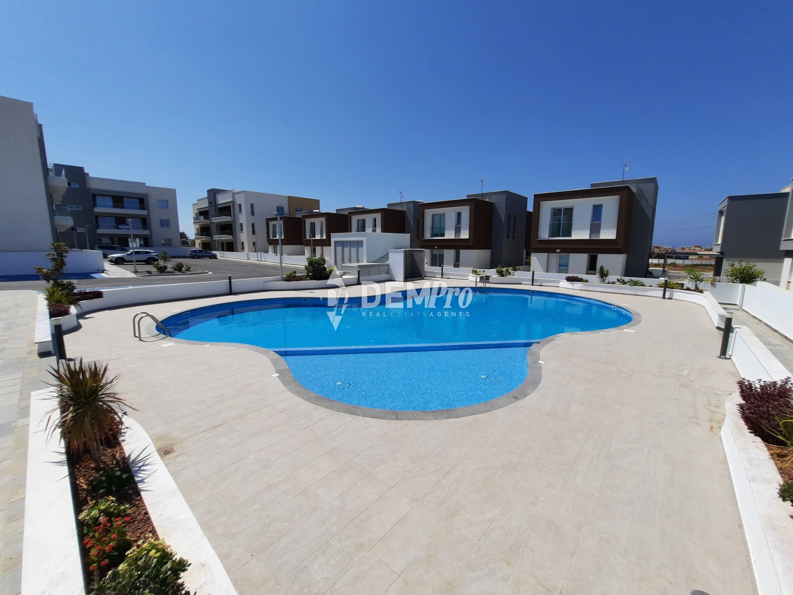 For Sale 3 Bedroom Villa in Paphos - Universal 