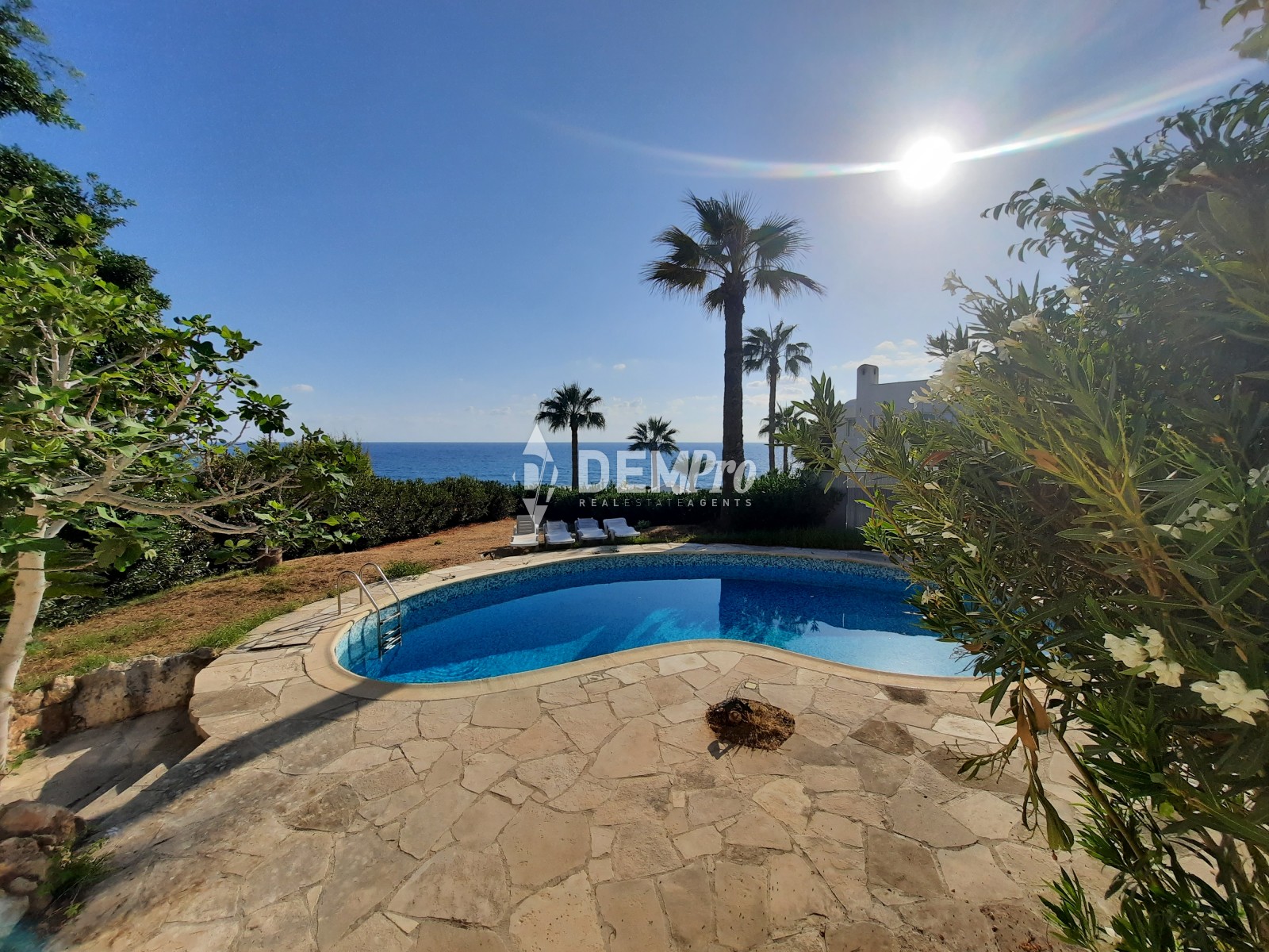 For Sale Seafront Villa in Paphos - Kissonerga 