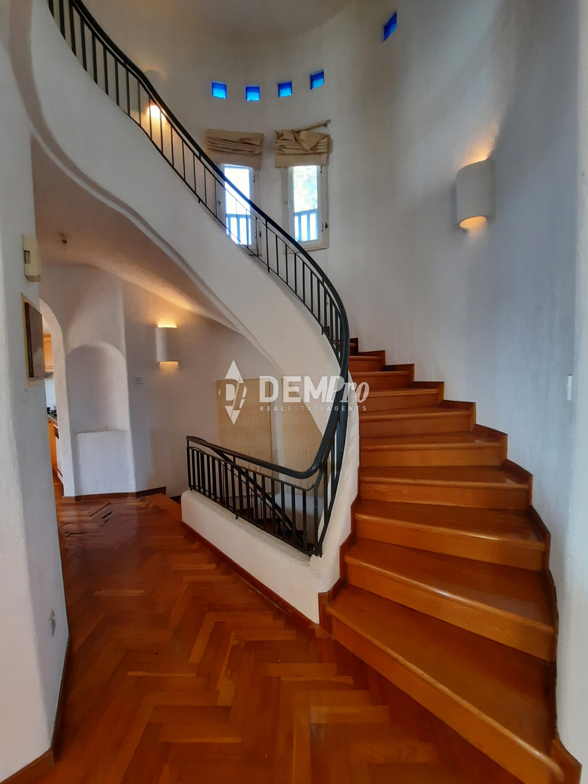 For Sale Seafront Villa in Paphos - Kissonerga 