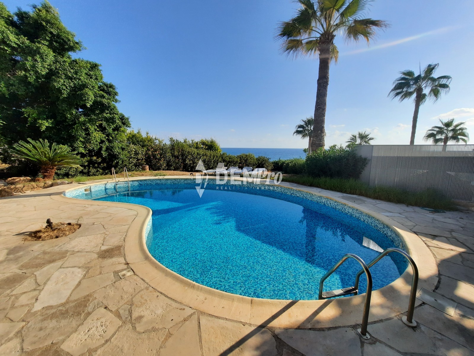 For Sale Seafront Villa in Paphos - Kissonerga 
