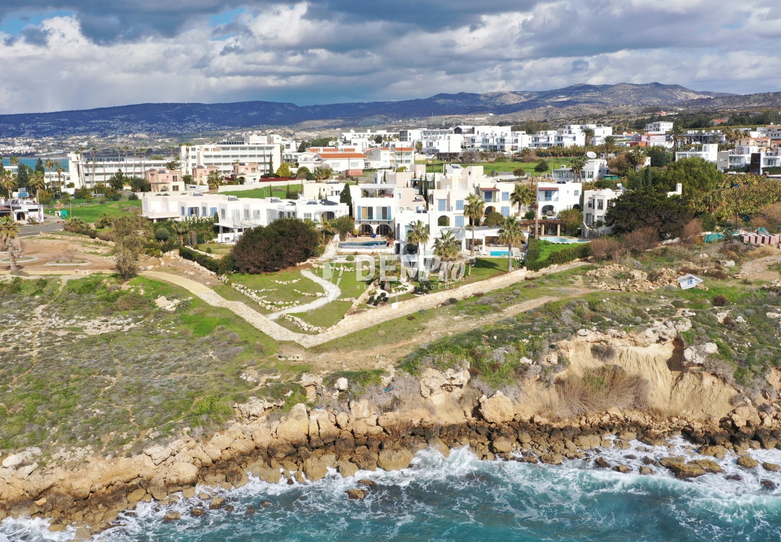 For Sale Seafront Villa in Paphos - Kissonerga 