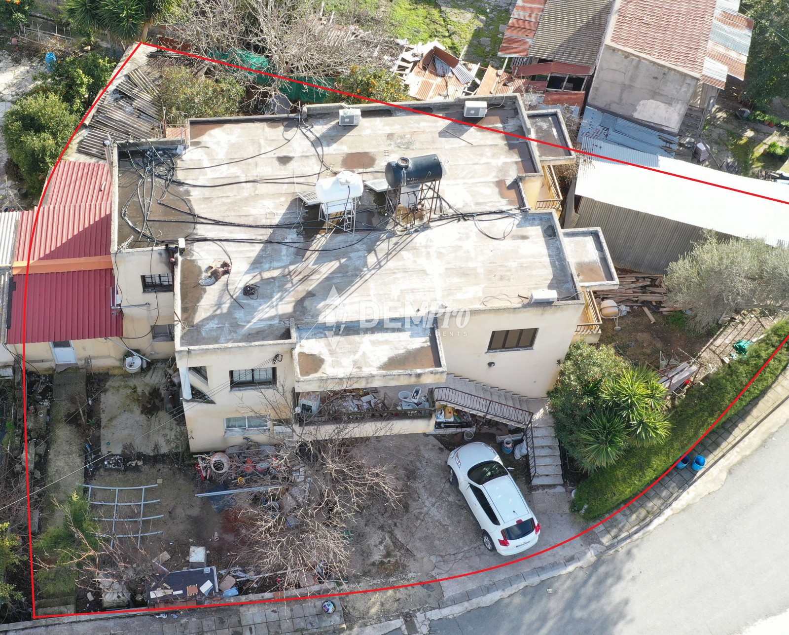 For Sale House in Stroumbi - Paphos 