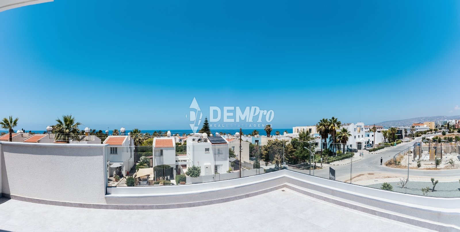 Luxury Villas For Sale in Paphos Near the Beach