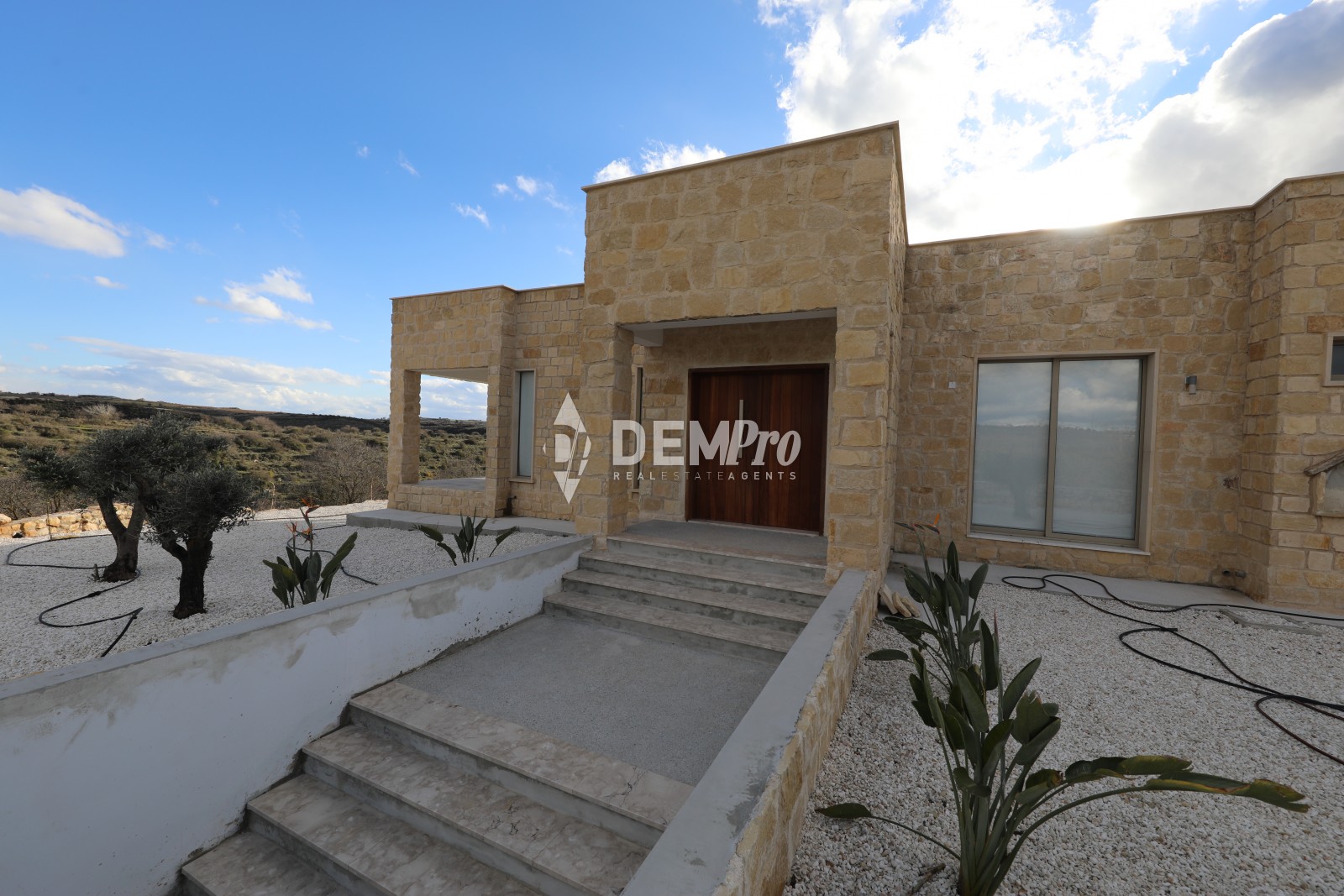 For Sale Bungalow in Paphos - Arodes 