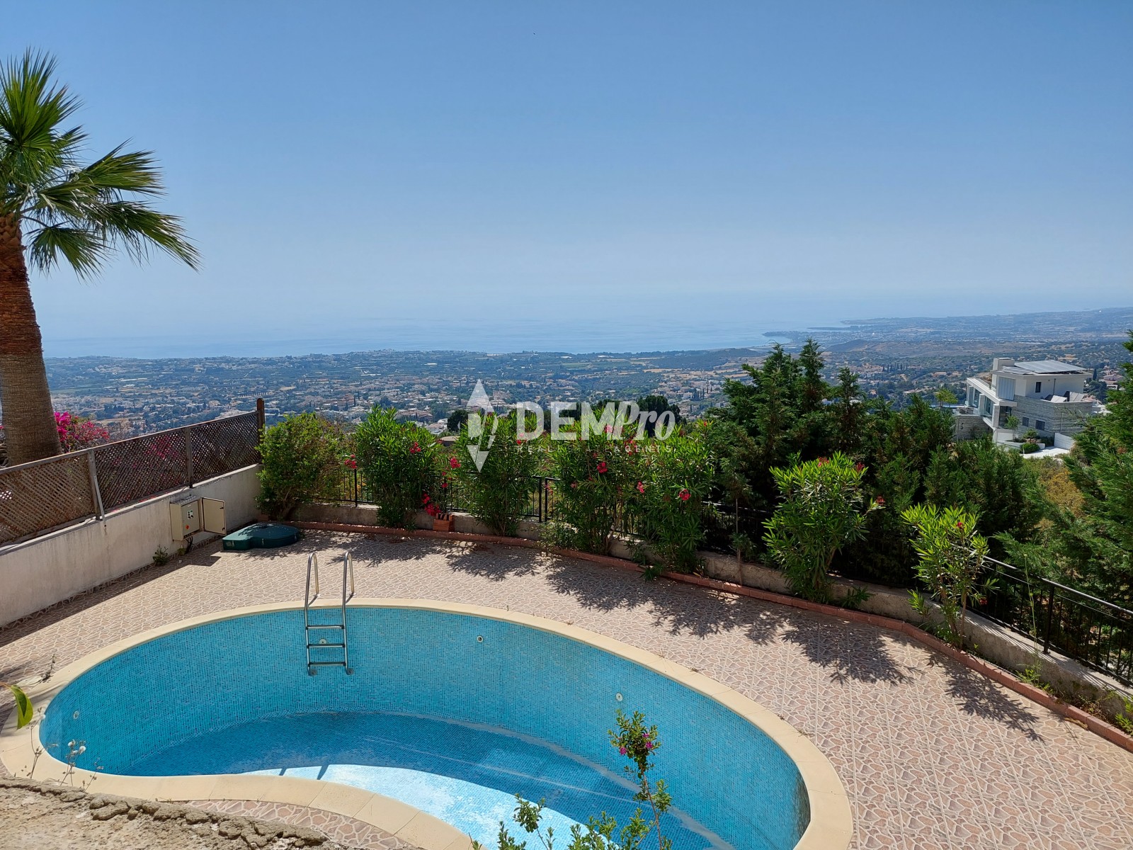 For Sale Villa in Tala - Melissovounos 