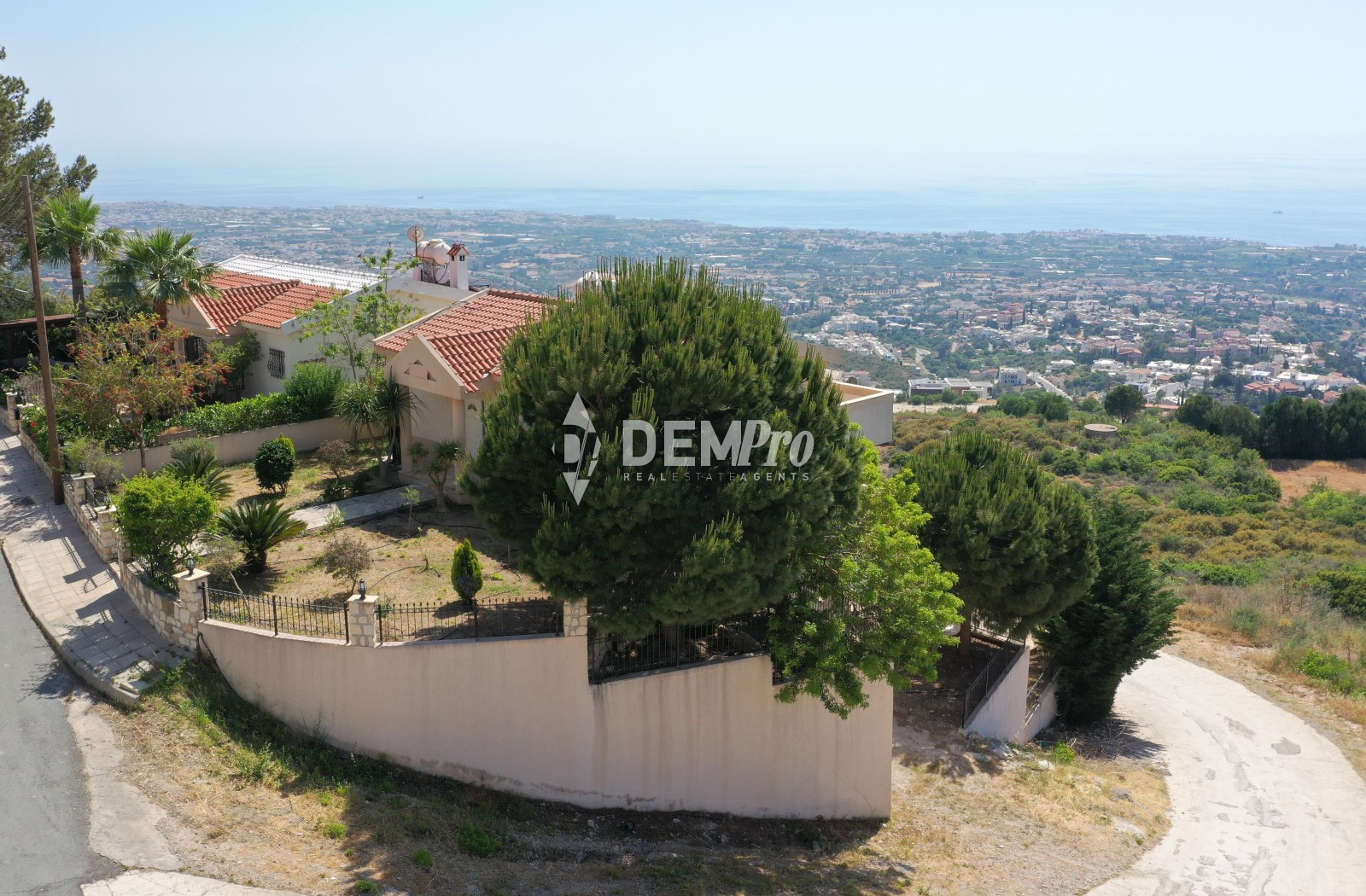 For Sale Villa in Tala - Melissovounos 