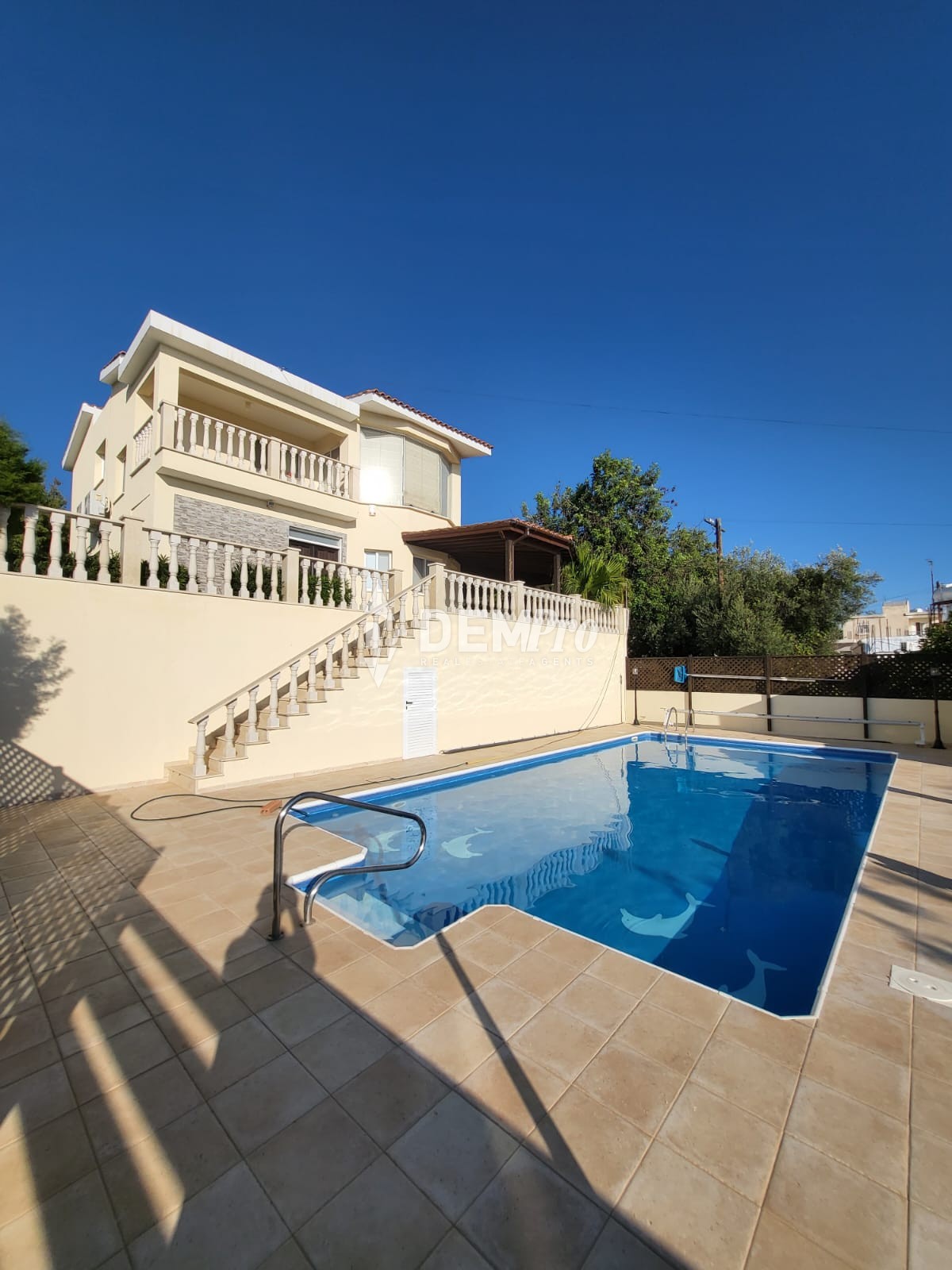 For Sale 4 Bedroom Villa in Mesogi Paphos
