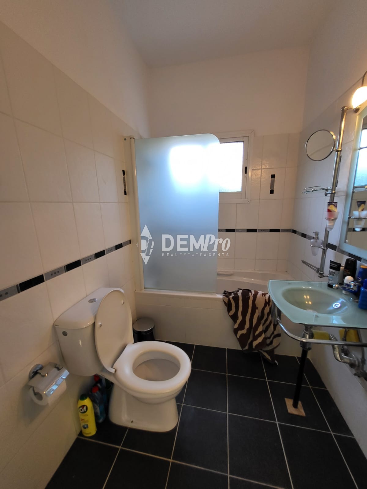 For Sale 4 Bedroom Villa in Mesogi Paphos