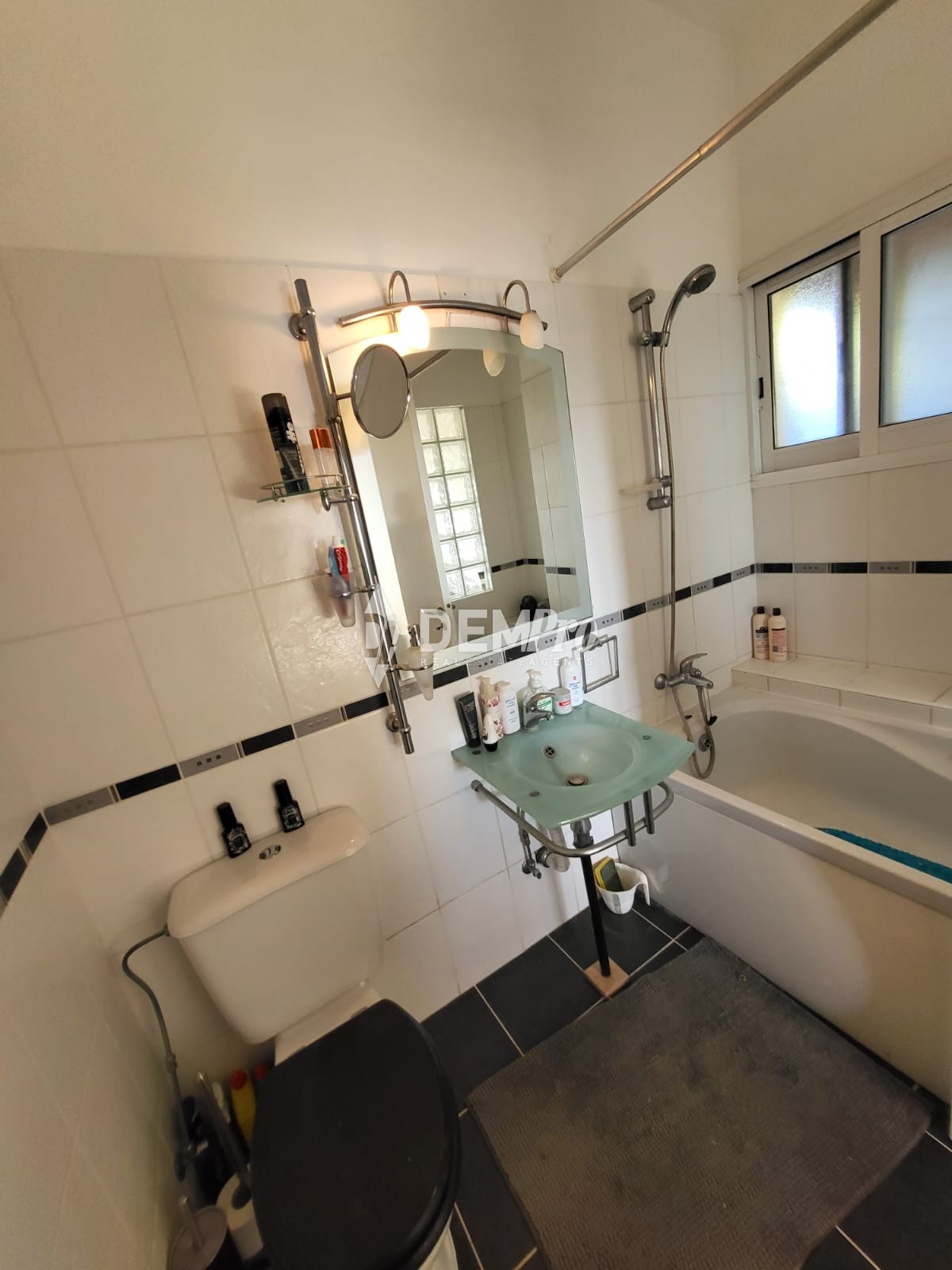 For Sale 4 Bedroom Villa in Mesogi Paphos