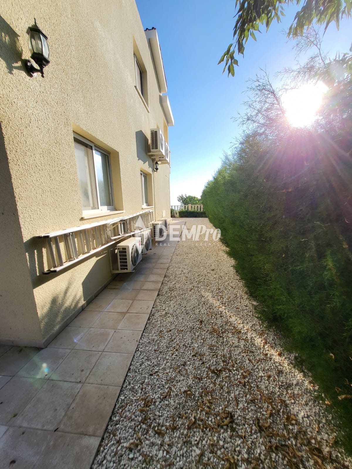 For Sale 4 Bedroom Villa in Mesogi Paphos
