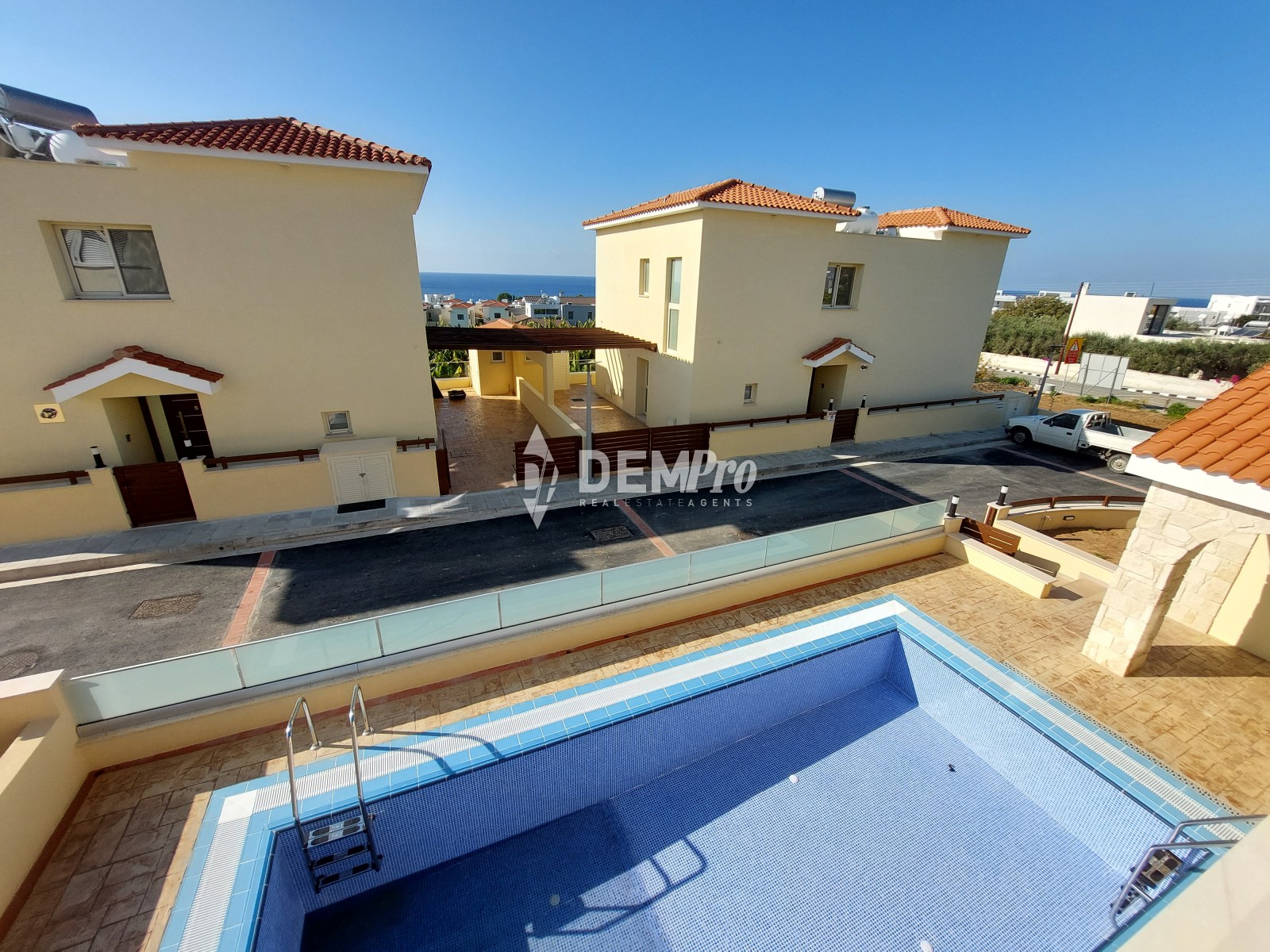 Luxury Villa 3 Bedroom For Sale in Paphos Near the Beach