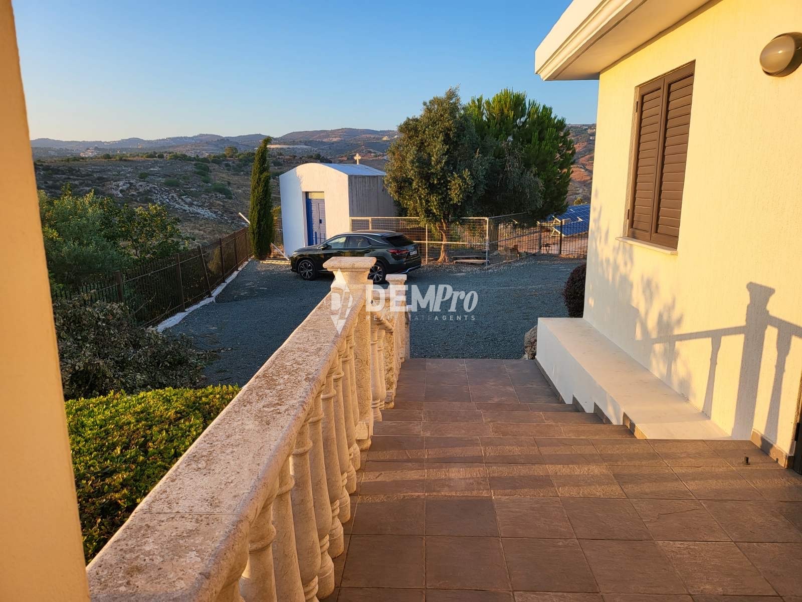 For Sale Exclusive Bungalow in Konia - Paphos 