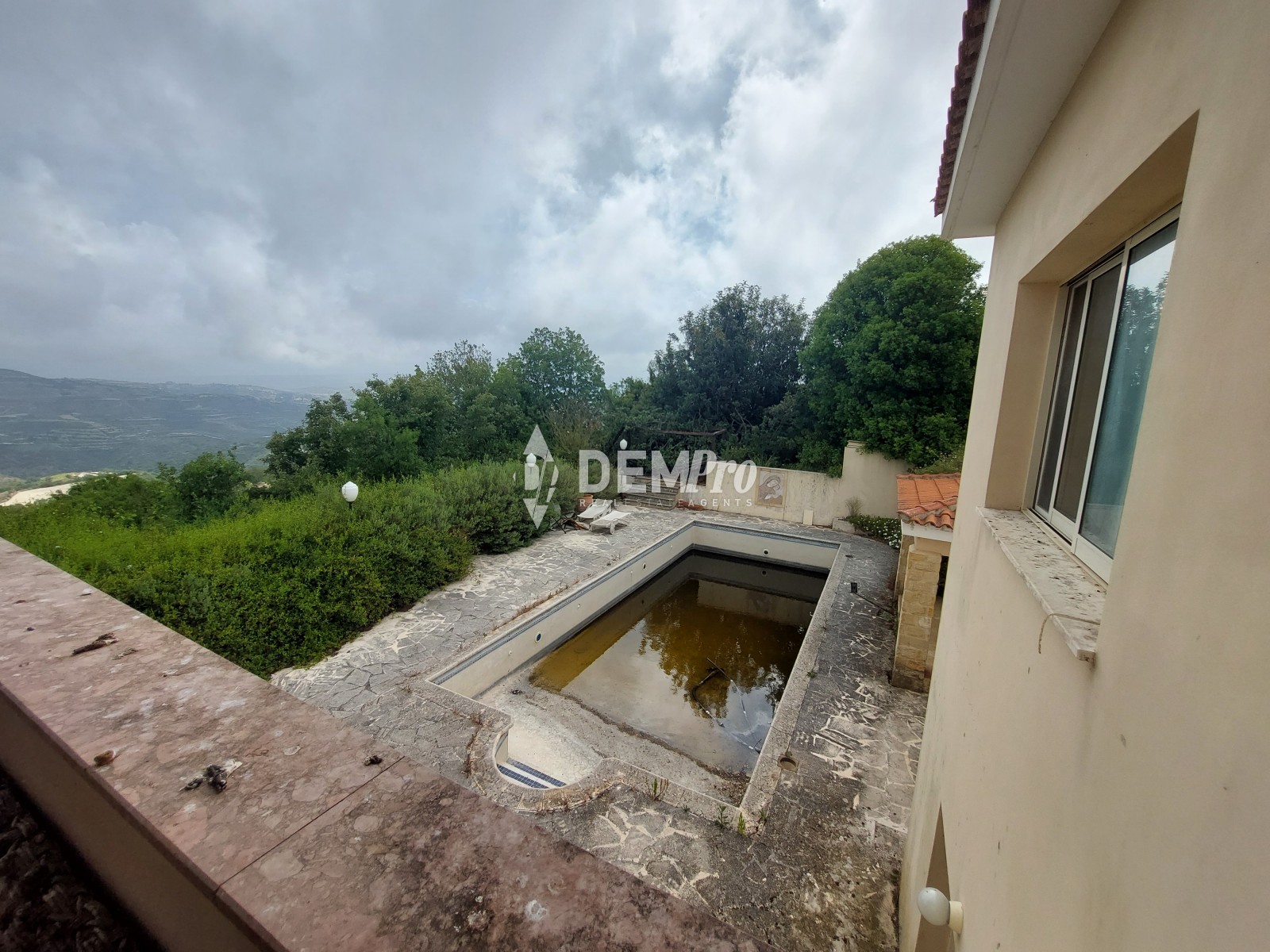 For Sale Renovation Project - 4 Bedroom Villa in Koili