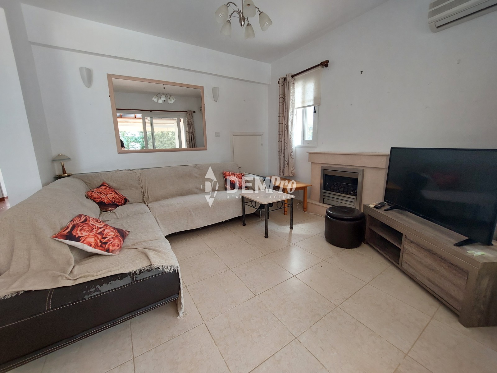For Sale 4 Bedroom Villa in Lower Tala 