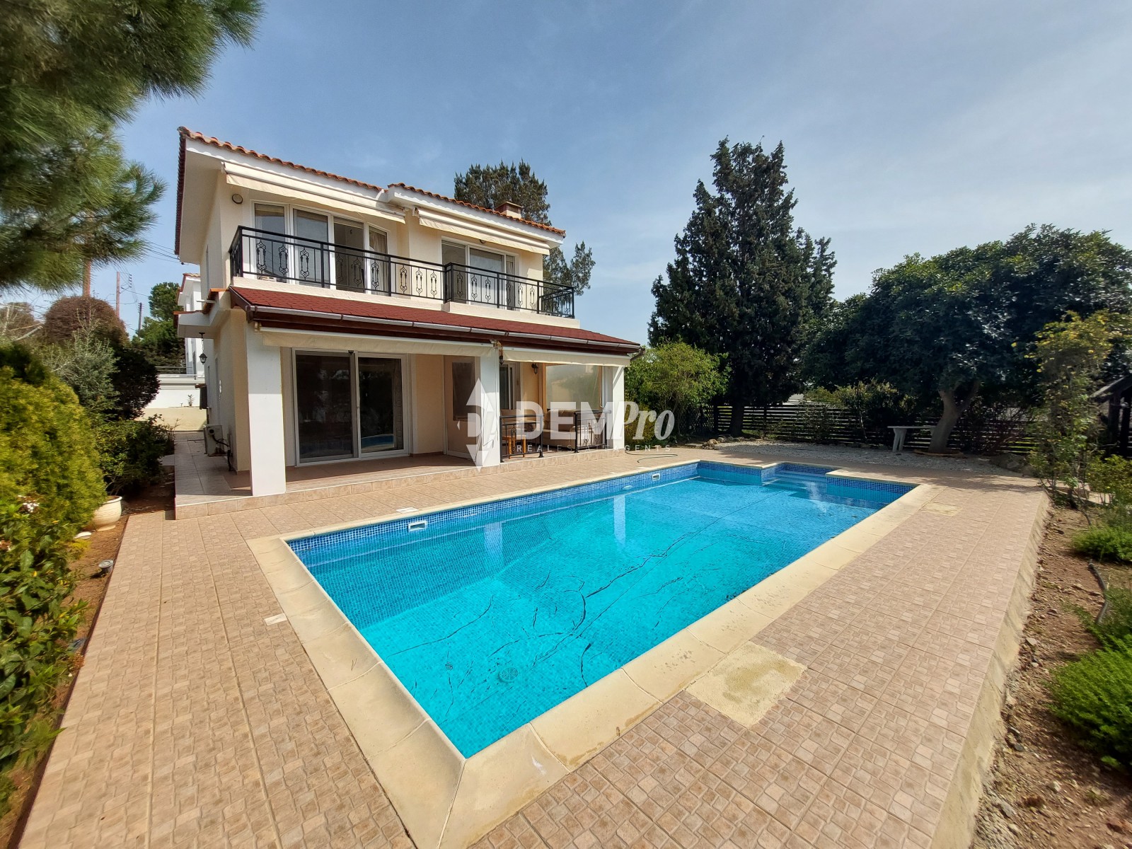 For Sale 4 Bedroom Villa in Lower Tala 