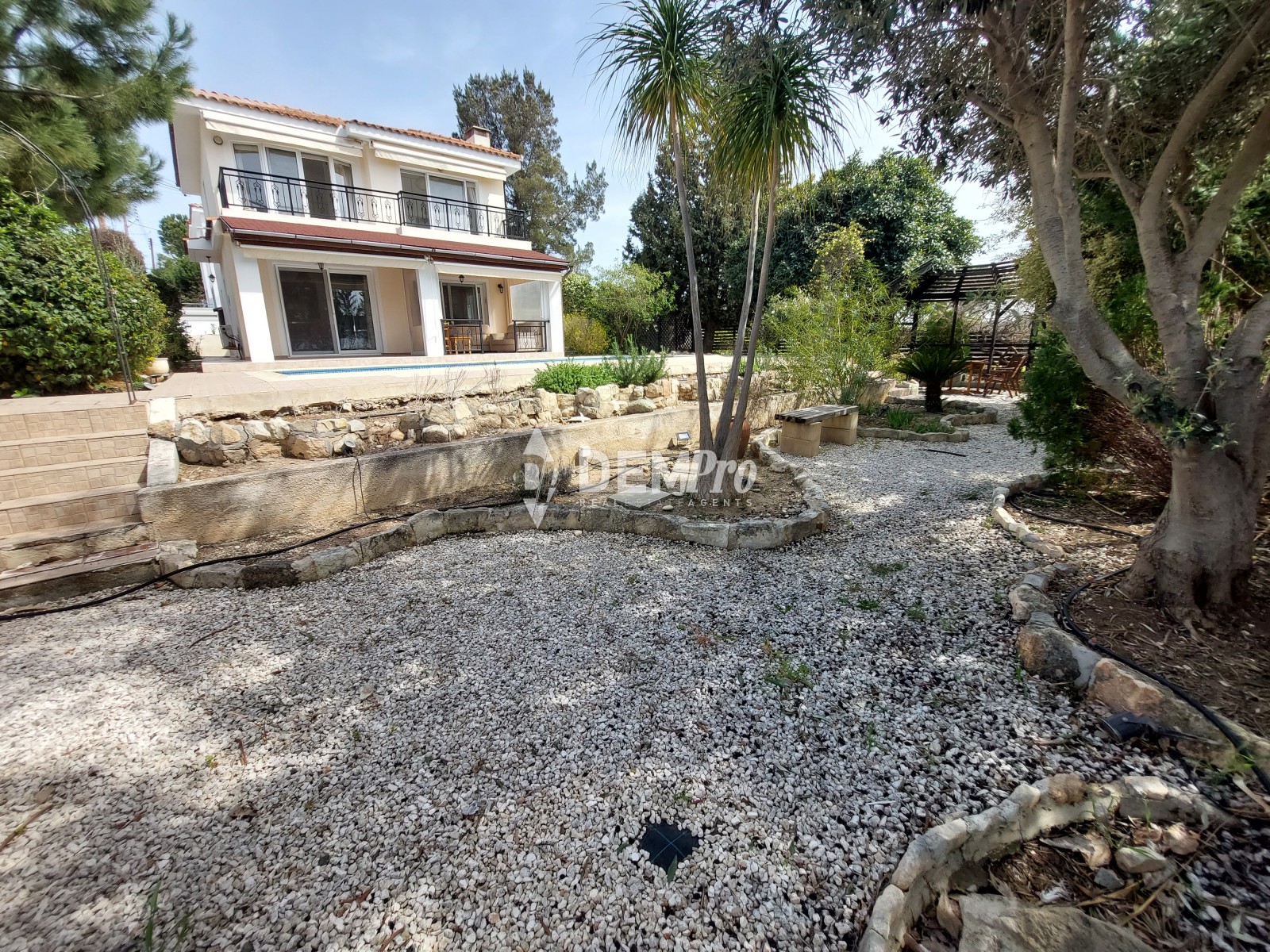 For Sale 4 Bedroom Villa in Lower Tala 