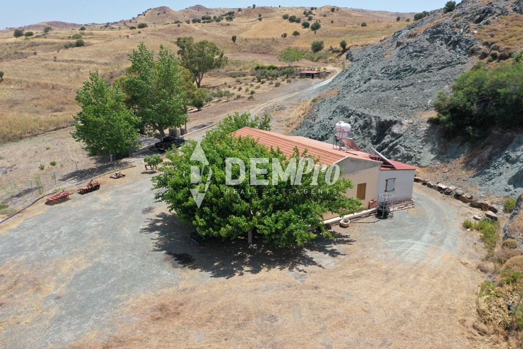 For Sale Country House in Choletria of Paphos - Cyprus 