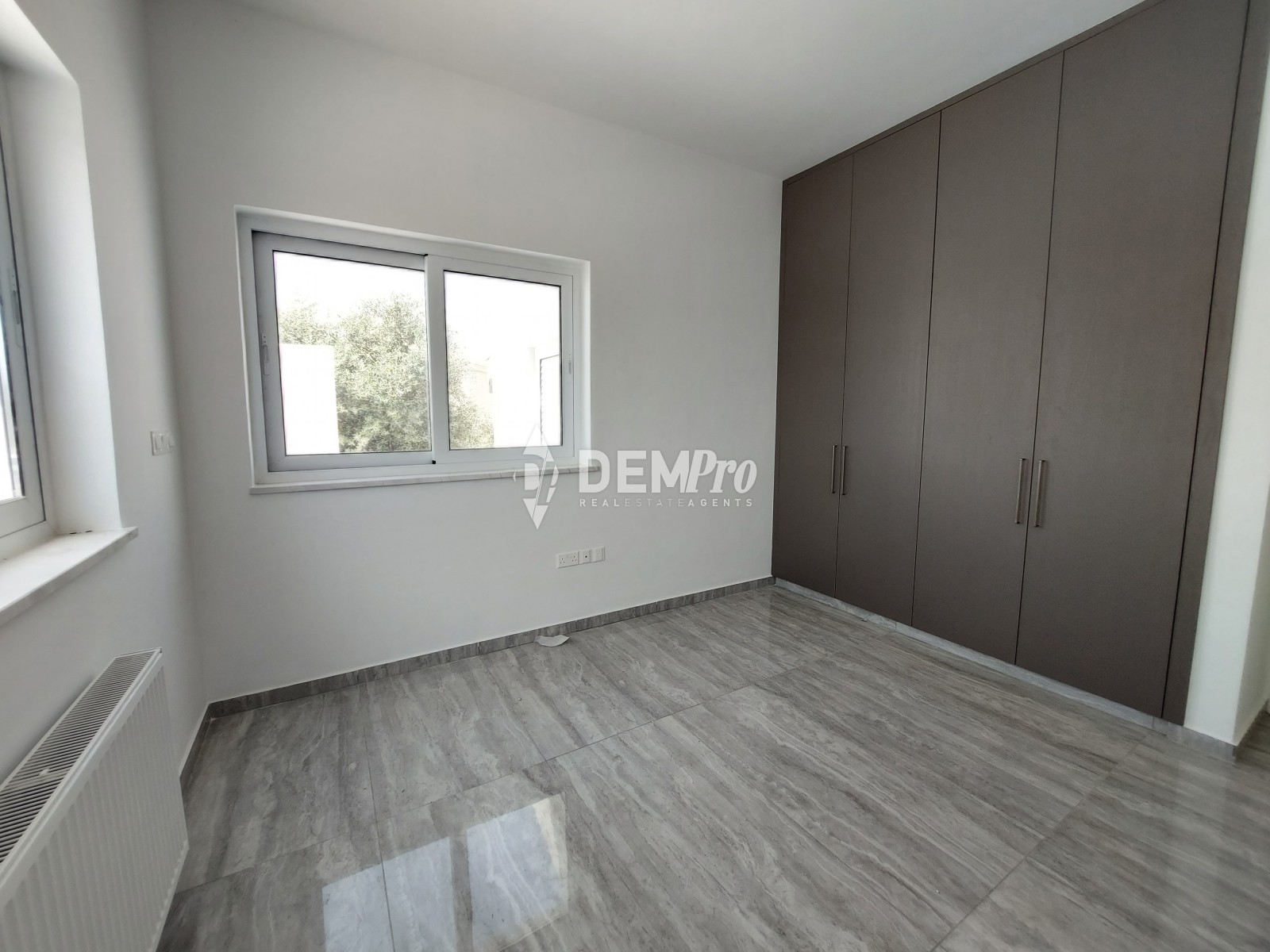 For sale 4 bedroom villa in pegia st george 